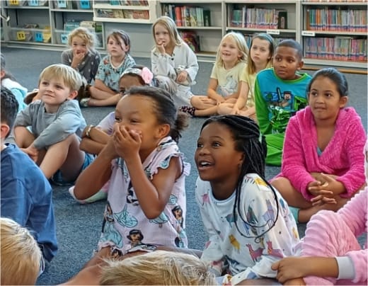 sweet-valley-primary-our-library-carousel-3